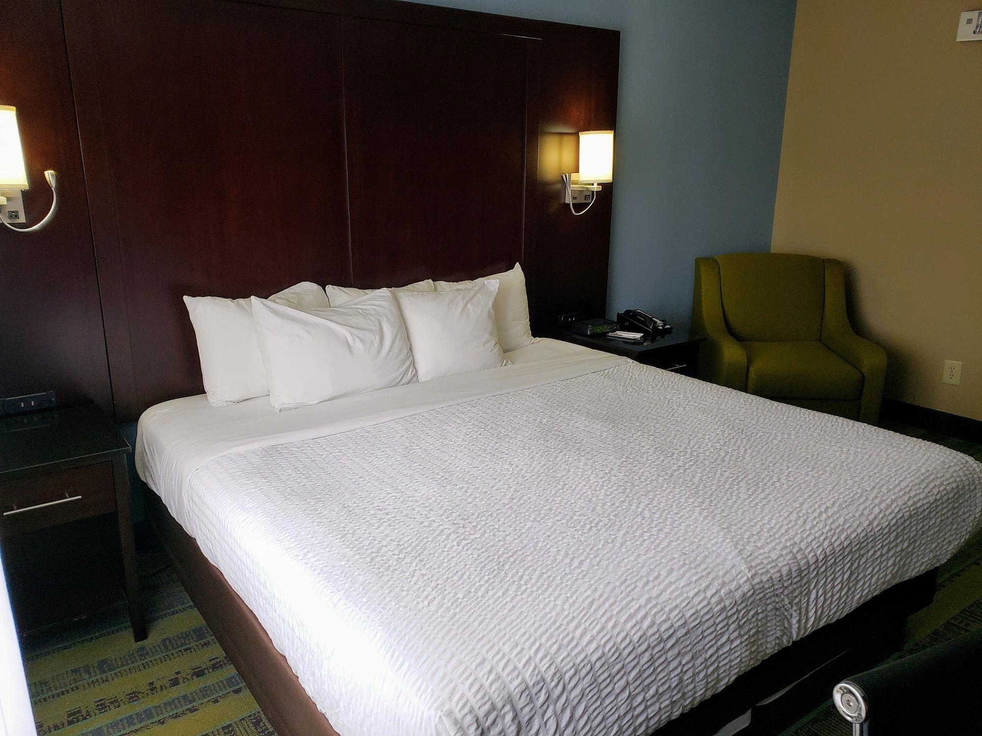 Clarion Hotel Conference Center - North Lexington Buitenkant foto
