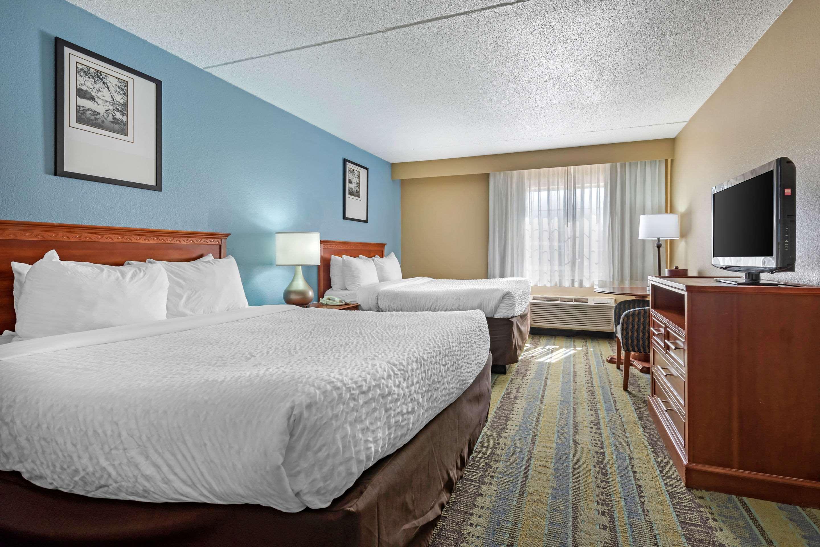 Clarion Hotel Conference Center - North Lexington Buitenkant foto