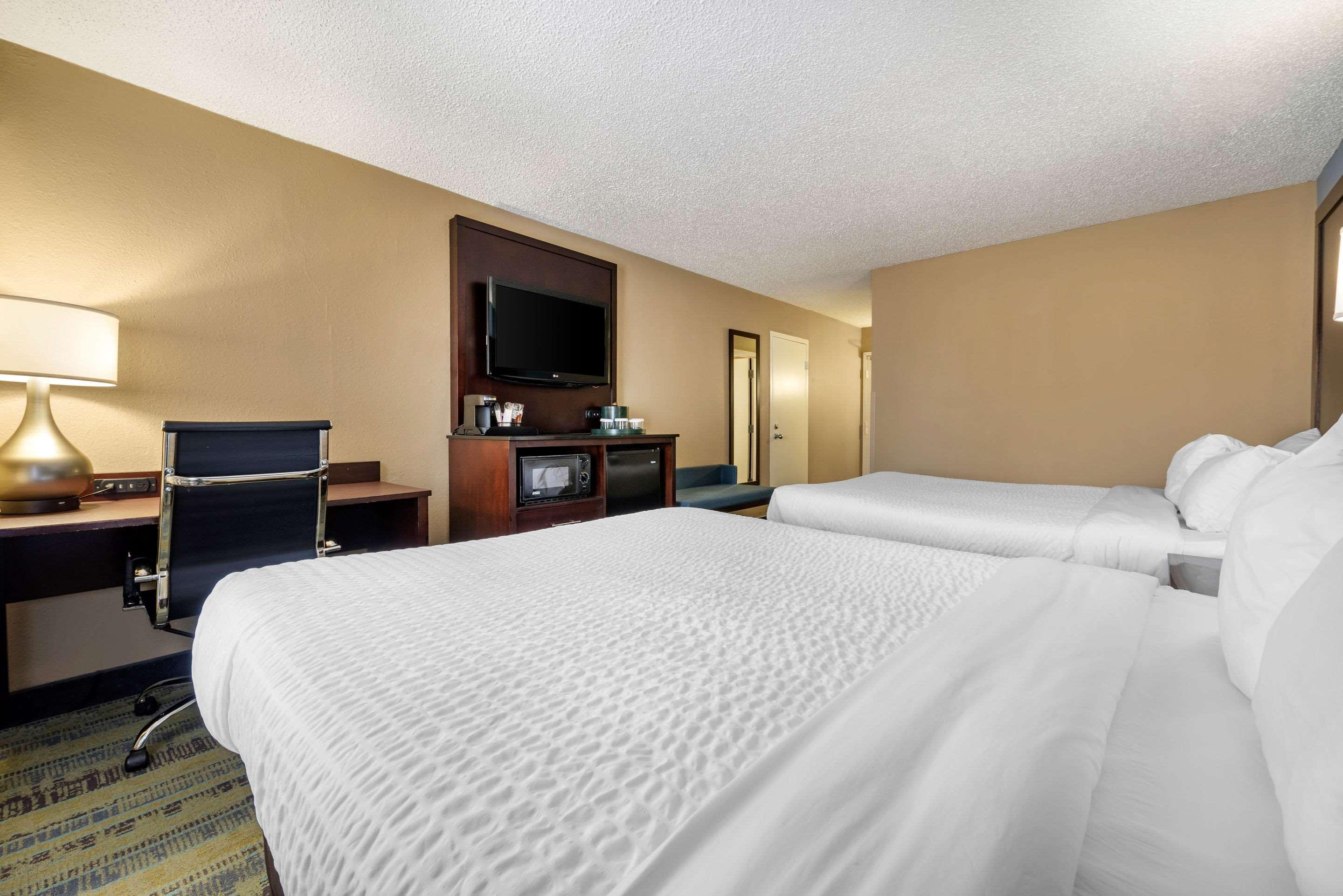 Clarion Hotel Conference Center - North Lexington Buitenkant foto