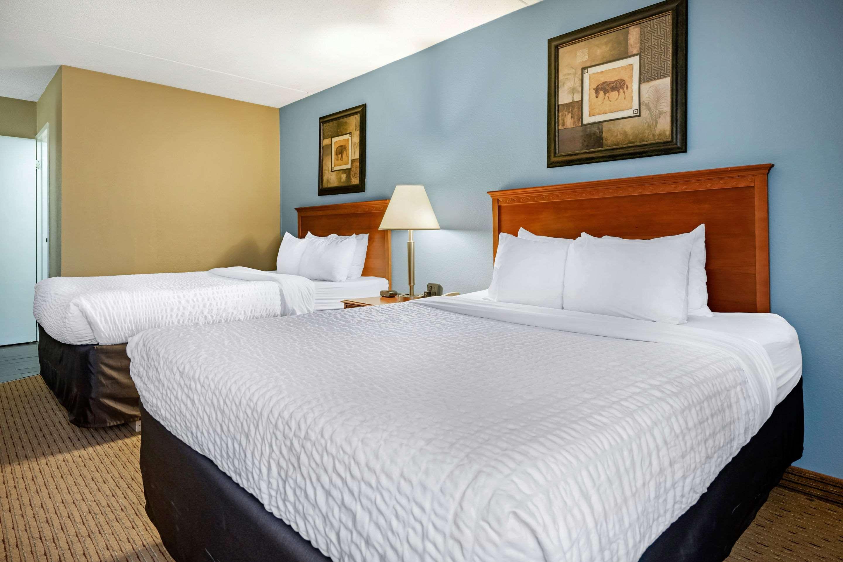 Clarion Hotel Conference Center - North Lexington Buitenkant foto