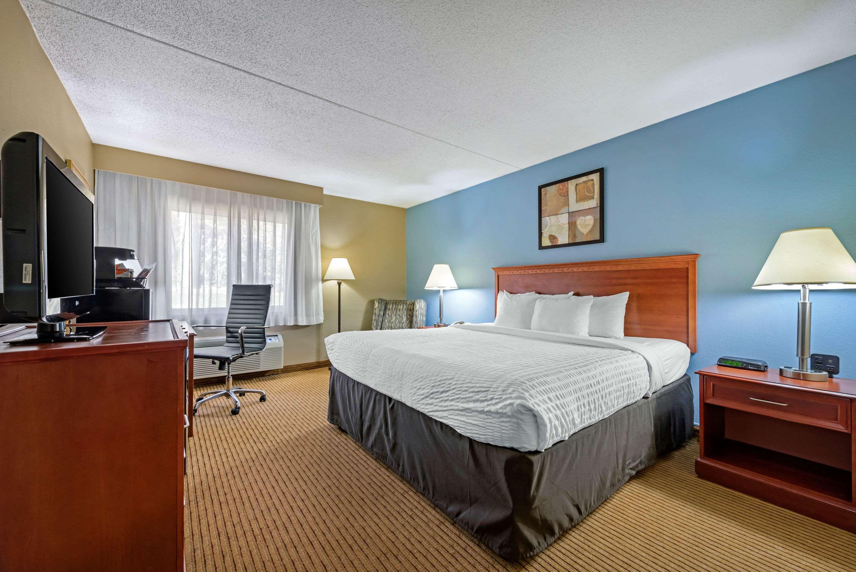 Clarion Hotel Conference Center - North Lexington Buitenkant foto