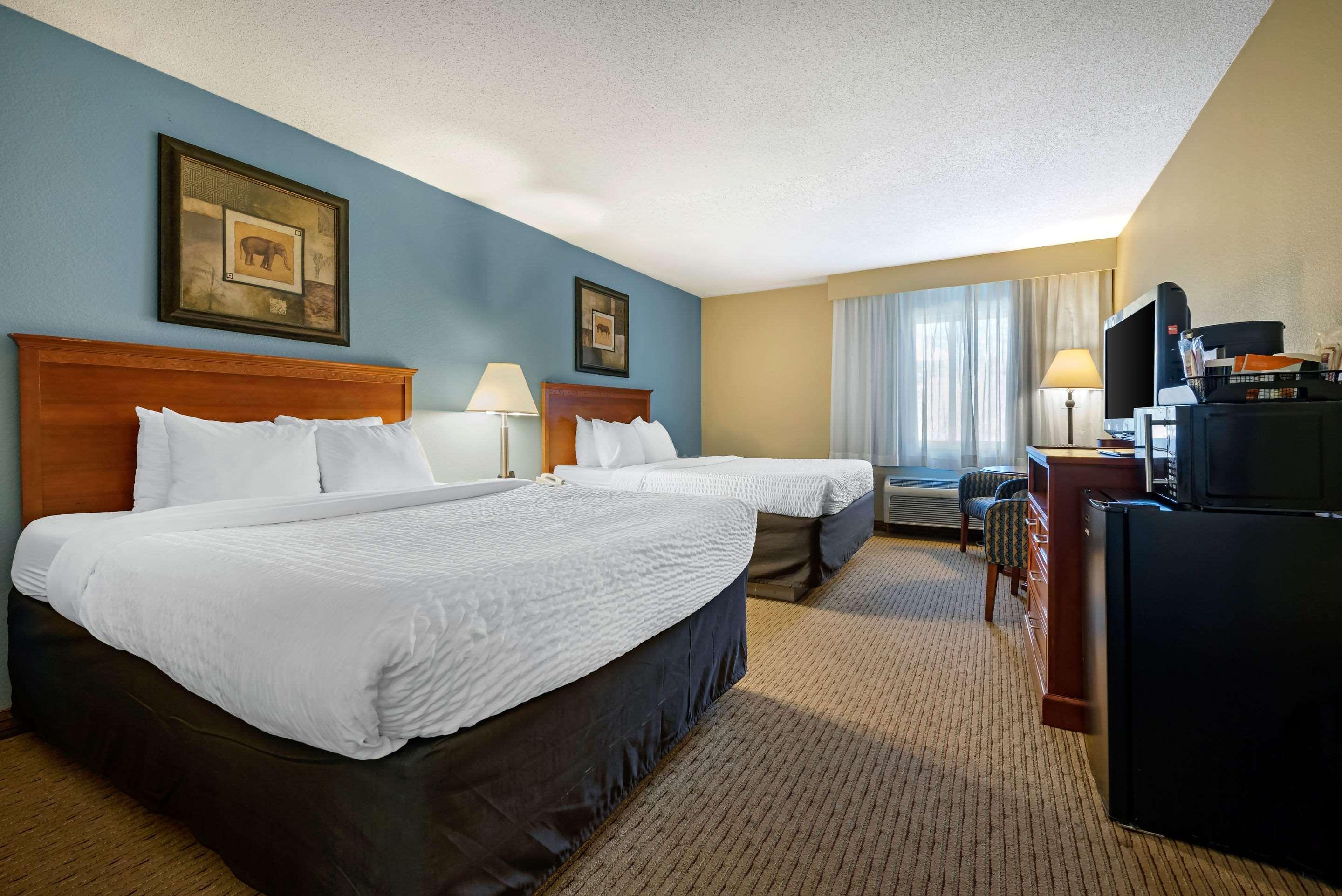 Clarion Hotel Conference Center - North Lexington Buitenkant foto